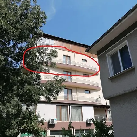 - студио в кв сарафово с морски изглед Appartement Burgas