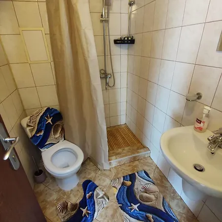 - студио в кв сарафово с морски изглед Appartement
